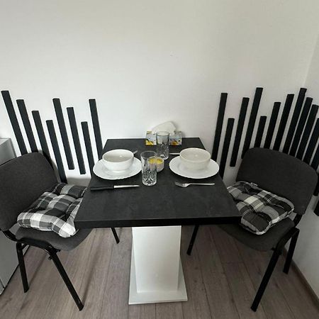 Refugiul Castelului Apartment Hunedoara Exterior foto